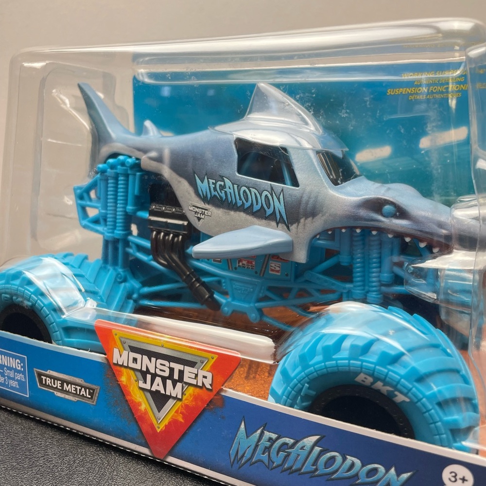 Die Cast Truck Monster Jam Megalodon, Nitro Neon Series 1:24 Scale (#8830) - Picture 9 of 13